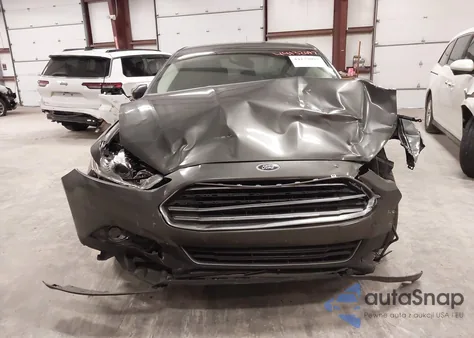 2015 Ford Fusion Titanium z USA, uszkodzony, nr VIN 3FA6P0D93FR285032